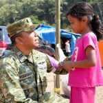 Puspsi TNI Berikan Trauma Healing bagi Anak Penyintas Gempa NTT