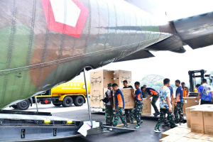 TNI Kirim Peralatan Pendukung Karhutla ke Kalimantan Tengah