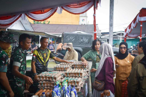 Kodim 1710/Mimika Gelar Bazar Murah Sambut HUT Ke-81 TNI