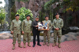 Kababinkum dan HAM TNI Anjangsana ke Sesepuh TNI Hendropriyono