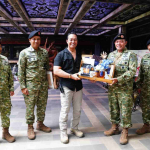Wadan Kodiklat TNI Anjangsana ke Mantan Panglima TNI Andika Perkasa