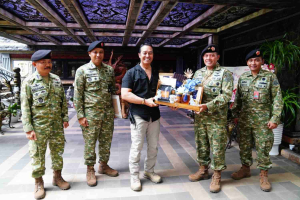Wadan Kodiklat TNI Anjangsana ke Mantan Panglima TNI Andika Perkasa