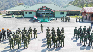 HUT ke-81 TNI di Puncak Jaya Perkuat Sinergi TNI dan Polri