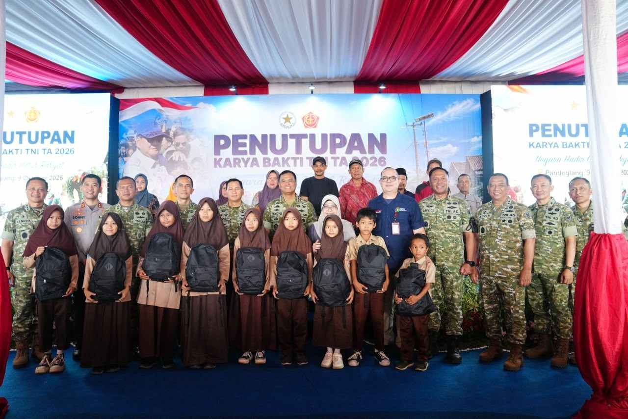 TNI Bangun Jalan 18 Kilometer, Buka Akses Enam Desa di Pandeglang