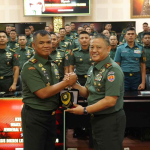 Wapang TNI Tandyo Budi Tekankan Militansi dan Integritas kepada Pasis Seskoad