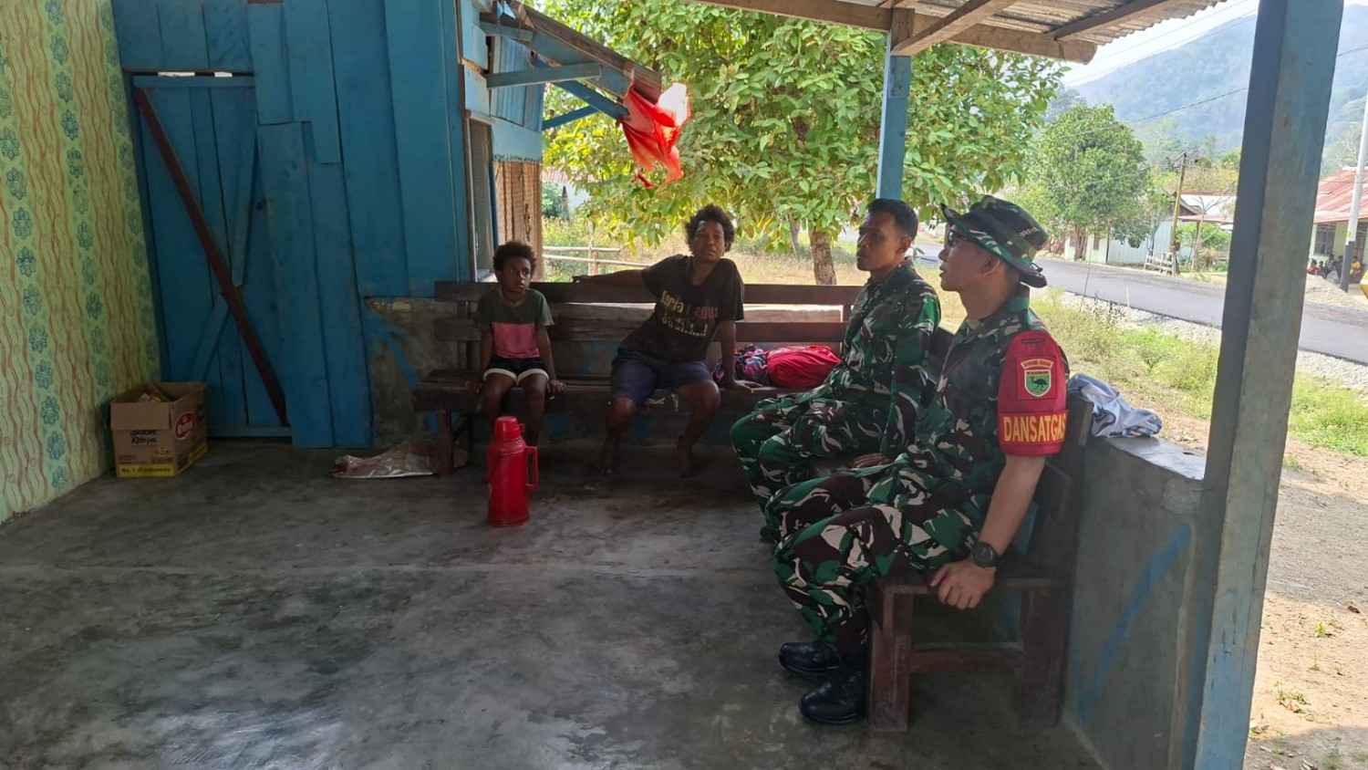 Dandim Mansel Cek Kesiapan Personel TMMD ke-130 di Kampung Yamboi 1 Dandim Mansel Cek Kesiapan Personel TMMD ke-130 di Kampung Yamboi