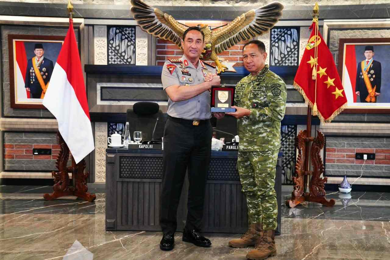 Panglima TNI dan Kapolri Perkuat Sinergi Jaga Stabilitas Nasional 1 Panglima TNI dan Kapolri Perkuat Sinergi Jaga Stabilitas Nasional