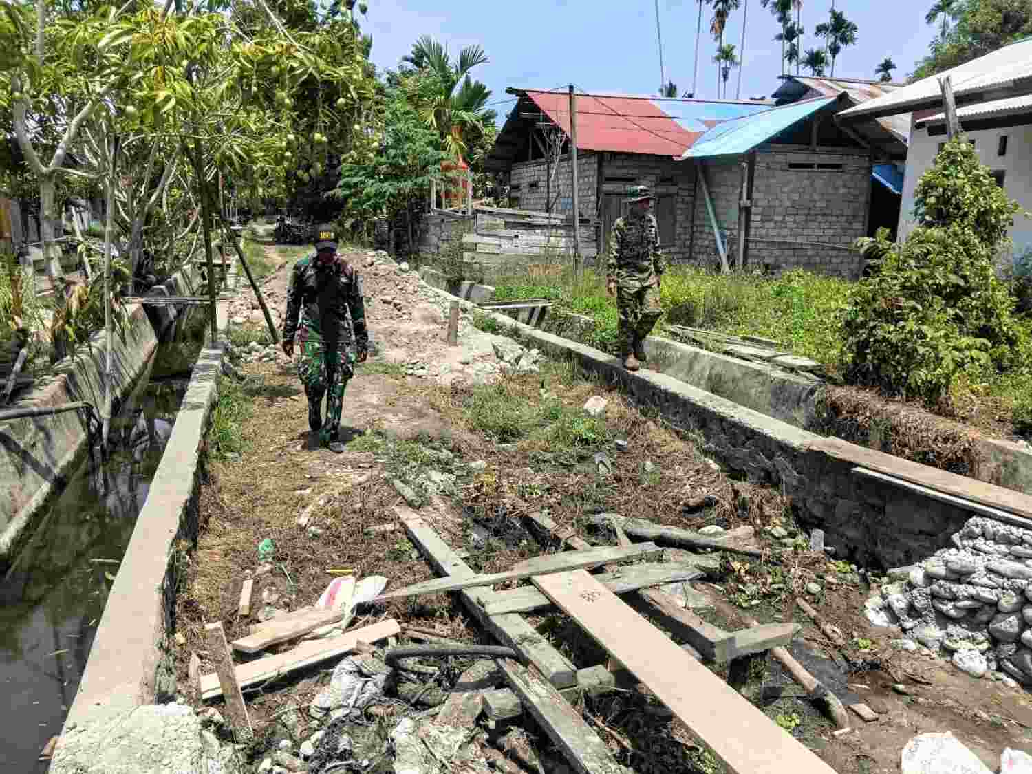 Dansatgas TMMD ke-130 Tinjau Jembatan Yamboi, Tekankan Kualitas Konstruksi 1 Dansatgas TMMD ke-130 Tinjau Jembatan Yamboi, Tekankan Kualitas Konstruksi