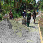 Satgas TMMD Ke-130 dan Warga Yamboi Percepat Pembangunan Jalan