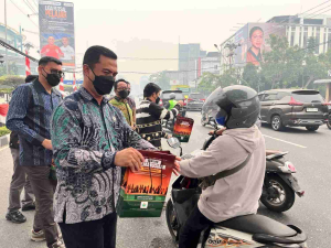 TNI Kirim 4,6 Ton Dry Ice untuk OMC di Banjarmasin dan Palembang