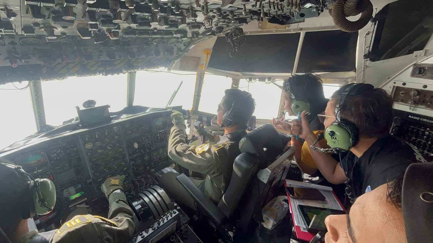 TNI Semai Lebih dari 10 Ton Bahan dalam Operasi Modifikasi Cuaca di Kalimantan