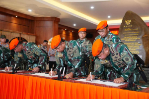 Panglima TNI Terima Kehormatan dari Korpasgat