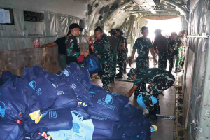 TNI Kerahkan Tiga Jenis Pesawat, 10,8 Ton Bahan Semai Dukung OMC Kalimantan