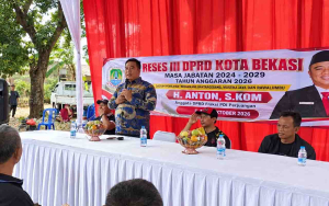 H. Anton Desak Kepastian Kompensasi Warga Terdampak Sampah Bantargebang
