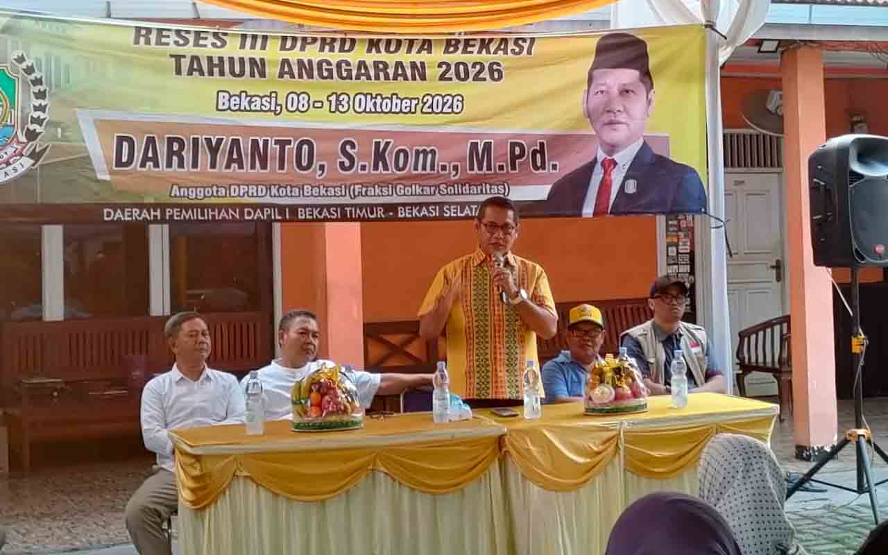 Jalan Rusak dan Tangga Sekolah Retak, Warga Aren Jaya Tagih Pemkot Bekasi