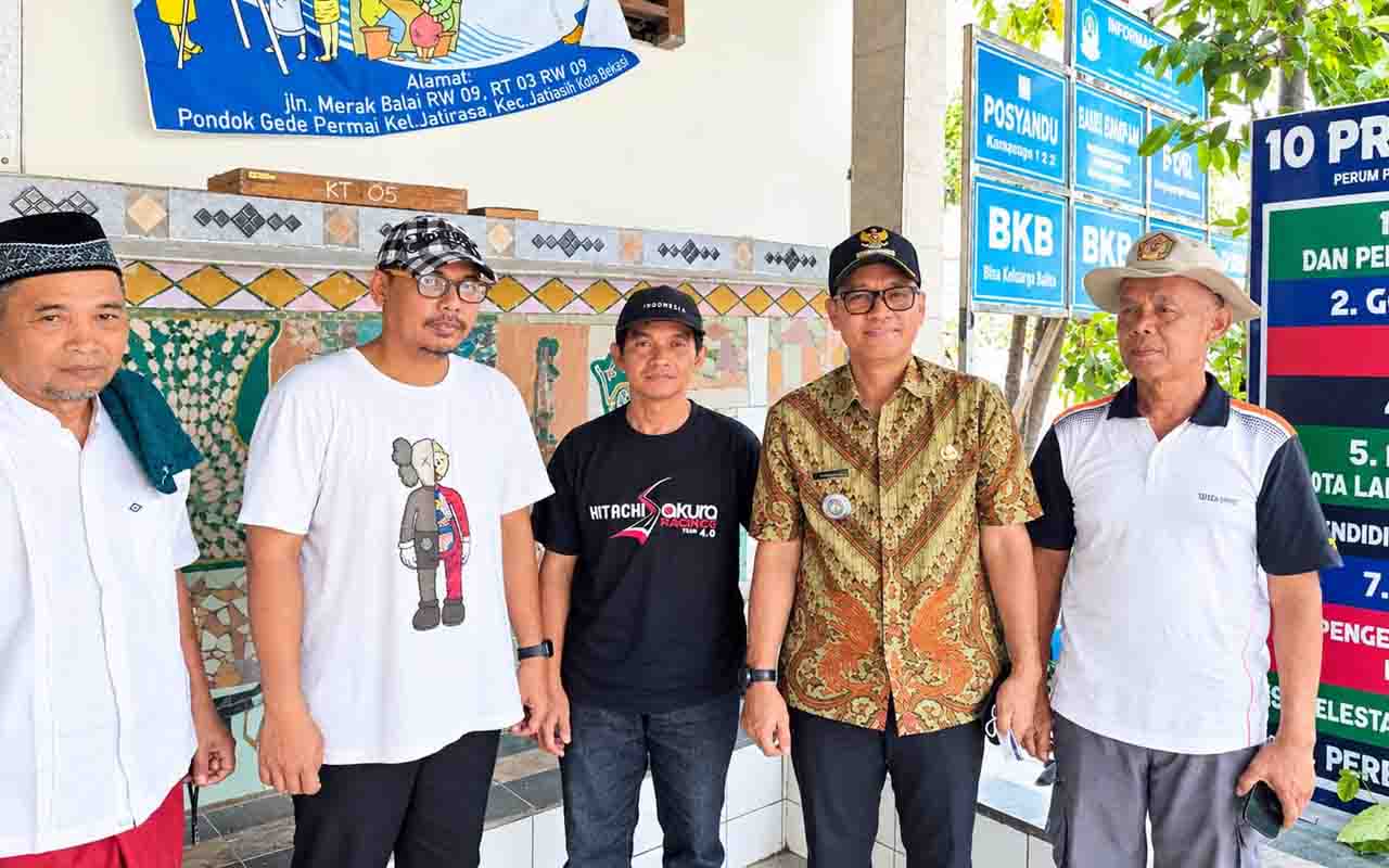 Lurah Jatirasa Ingatkan Warga Tak Kuasai Sepihak Lahan Bantaran Sungai 1 Lurah Jatirasa Ingatkan Warga Tak Kuasai Sepihak Lahan Bantaran Sungai
