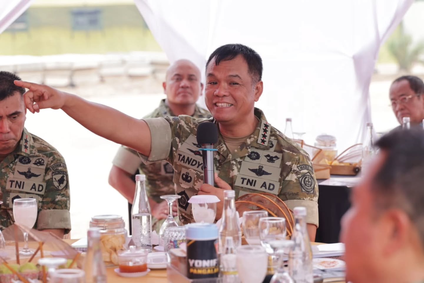 Wakil Panglima TNI Tinjau Kesiapan Yonif TP 926 di Kalimantan Barat