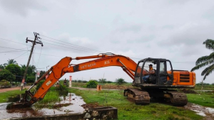 PTPN IV Kerahkan Ekskavator di Labuhanbatu, Antisipasi Banjir Saat Hujan Ekstrem