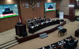 Tarif Pasar Baru Bekasi Dipertanyakan, Wali Kota Bungkam, Alit Pilih Walk Out